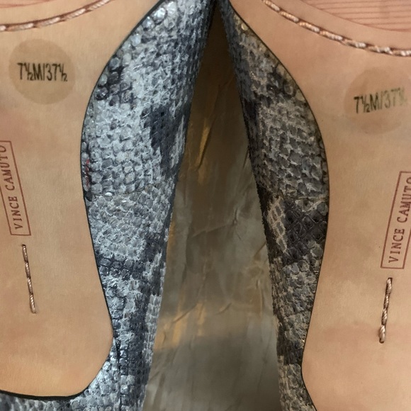 Vince Camuto python heels - Picture 4 of 8